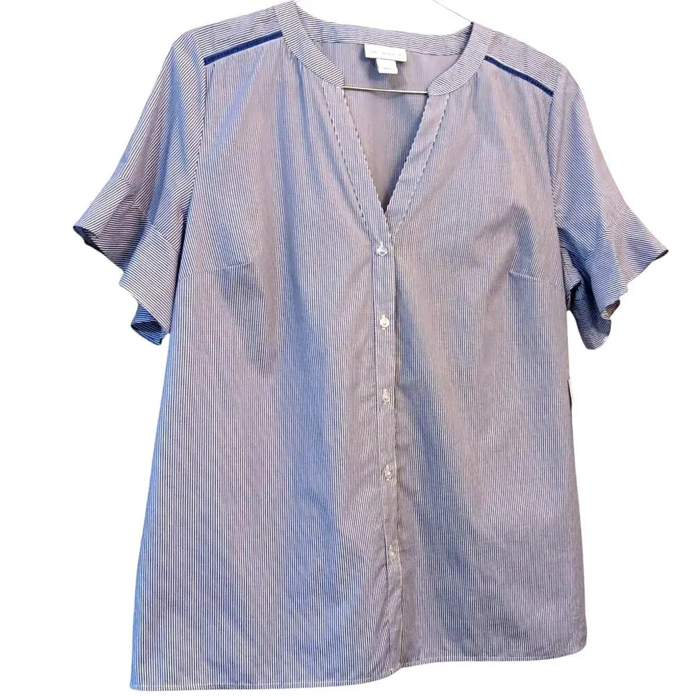 NEW LIZ CLAIBORNE Cotton Blouse Top LG V-Neck Short Flutter Sleeves Blue Crochet